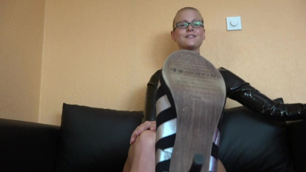 sexy foto nr. 5 von Du wirst alles für mich tun!
