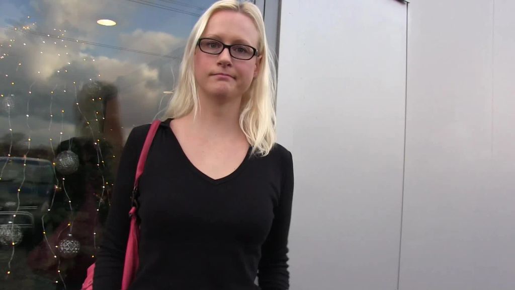Mega Dreist! Public AO Ficktreffen im Laden!