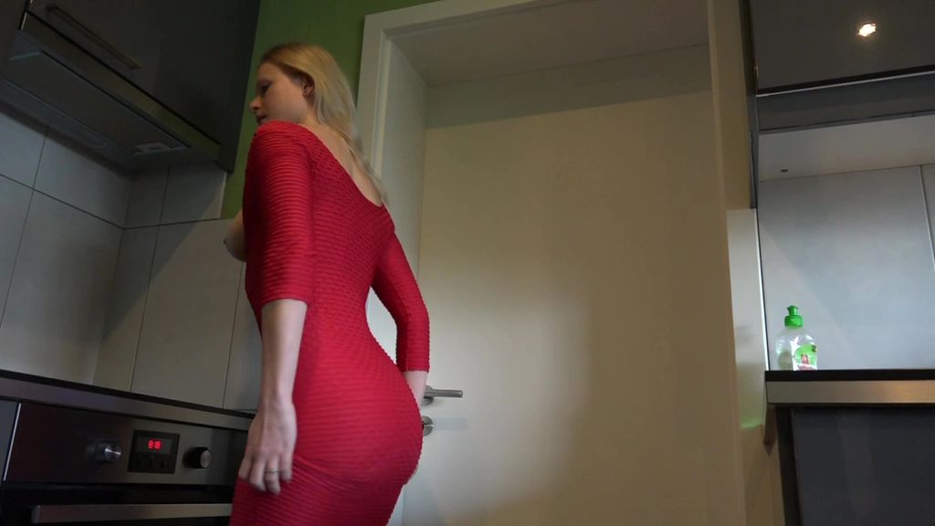 sexy foto nr. 3 von Edle Partyschlampe squirtet heftig ab!