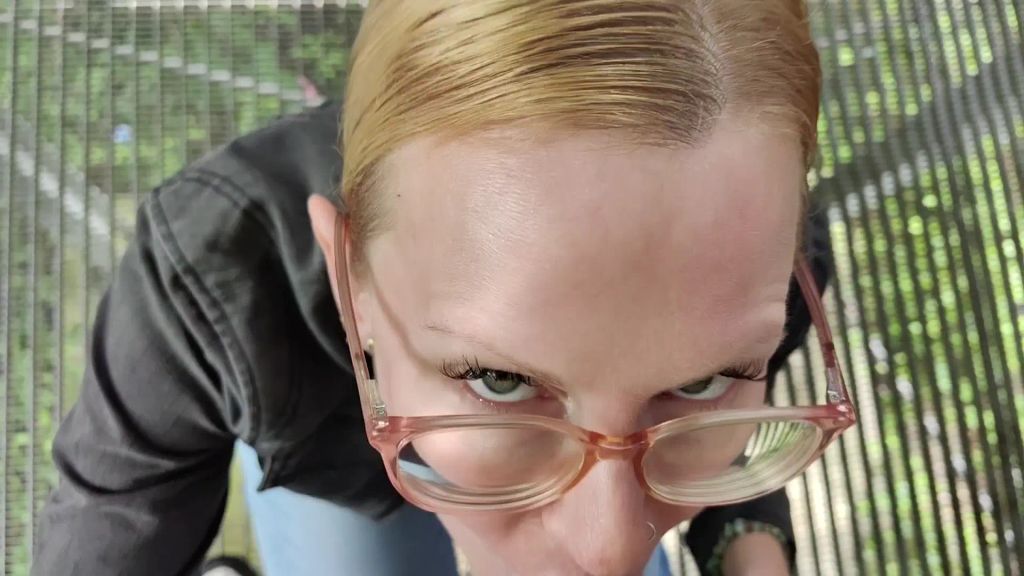 sexy foto nr. 5 von In der Fotokabine angesprochen