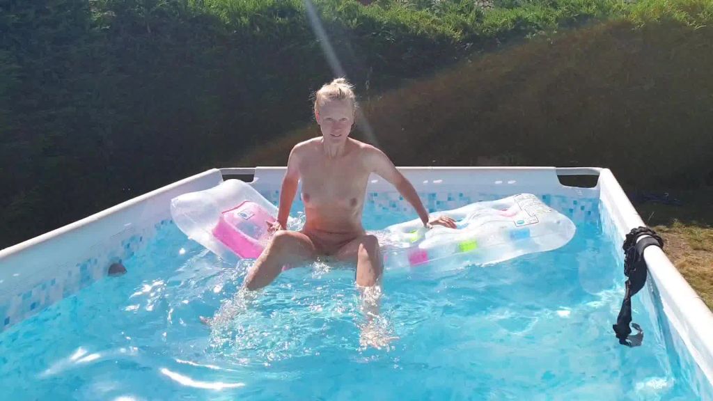sexy foto nr. 4 von POV: lass uns im Pool wild ficken! ;) + Facial