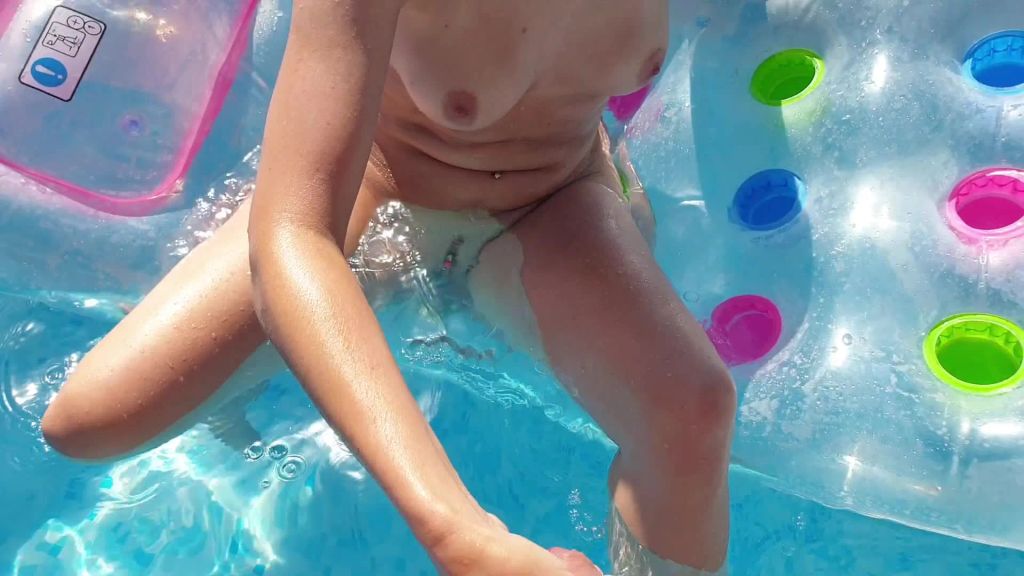 sexy foto nr. 6 von POV: lass uns im Pool wild ficken! ;) + Facial
