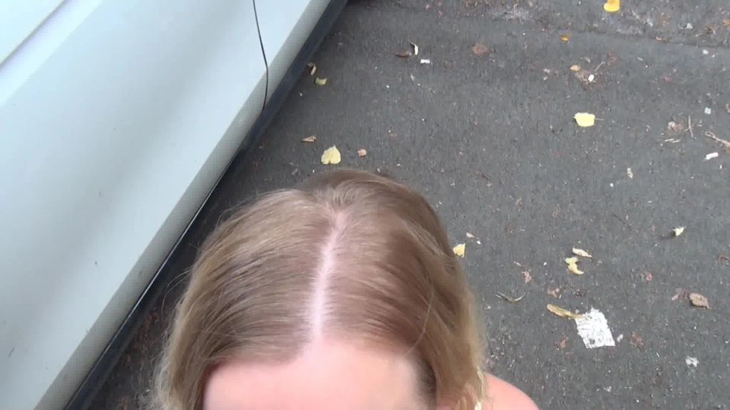 sexy foto nr. 5 von User Fantasie wird real - public Ficktreffen auf dem Parkpla