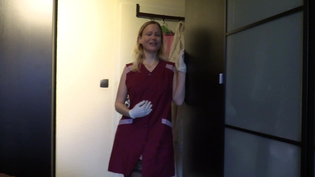 sexy foto nr. 3 von Geile Hausfrau hat ein sexy Geheimnis
