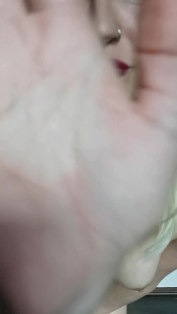 sexy foto nr. 8 von Zu heiß für T*kT*k
