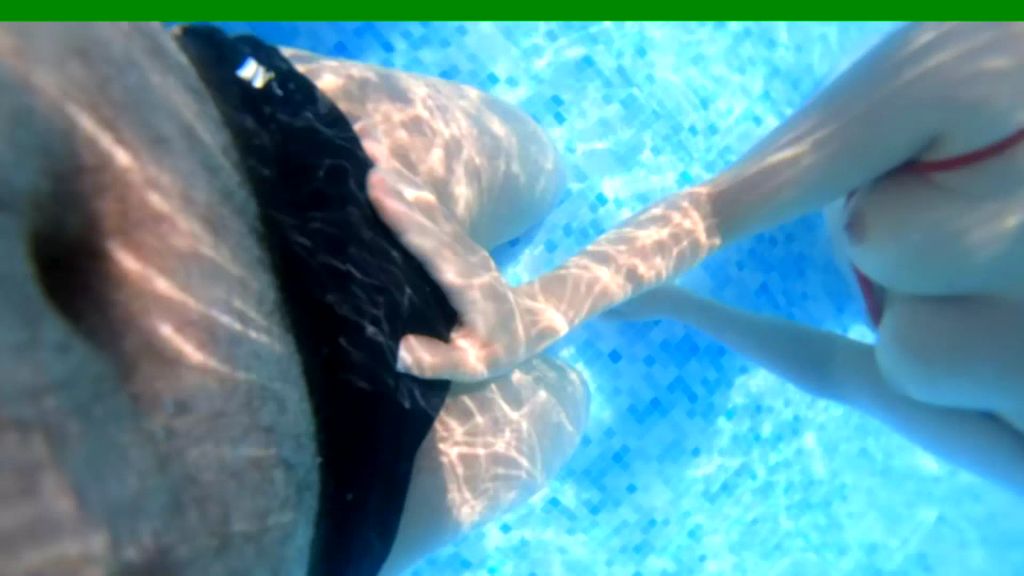 sexy foto nr. 5 von Der geile POOL Fick