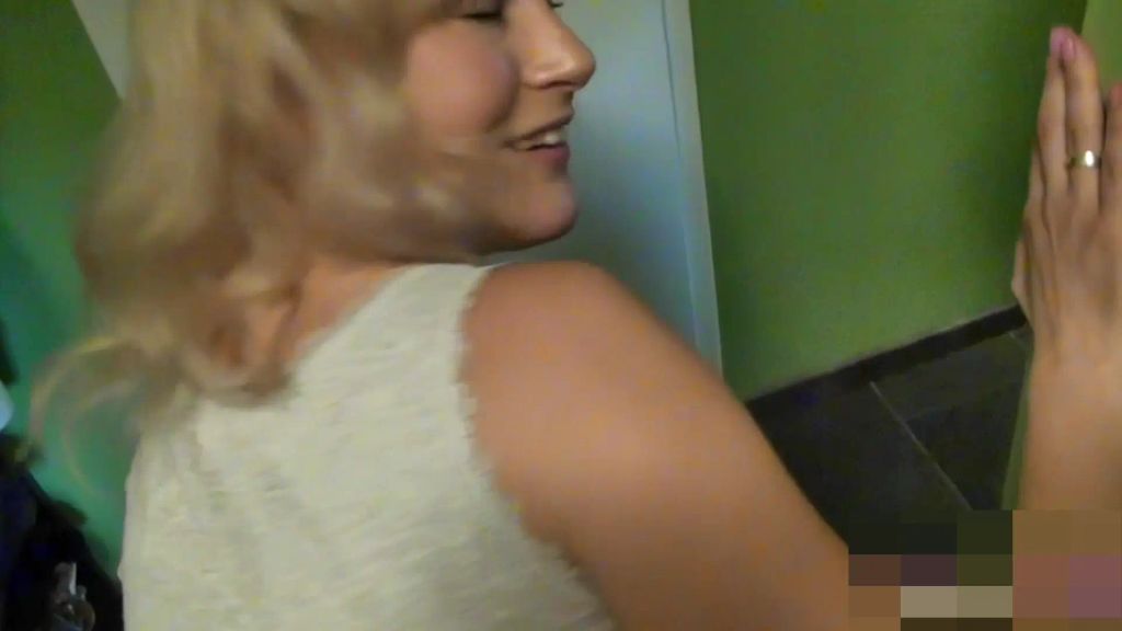 sexy foto nr. 9 von Extrem nasty cheating! (english subtitel)