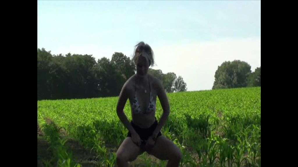 sexy foto nr. 7 von 6 x Piss