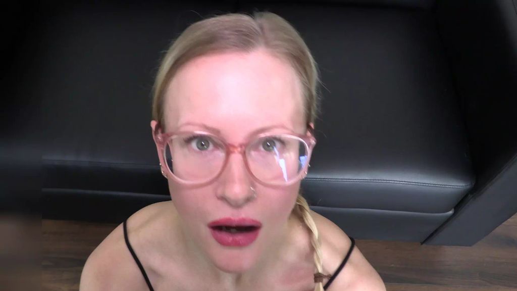 sexy foto nr. 4 von Geile Sextherapeutin entjungfert Dich POV