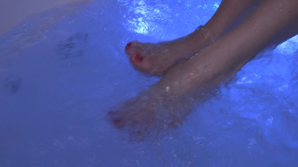 sexy foto nr. 4 von Süße Füße im Whirlpool