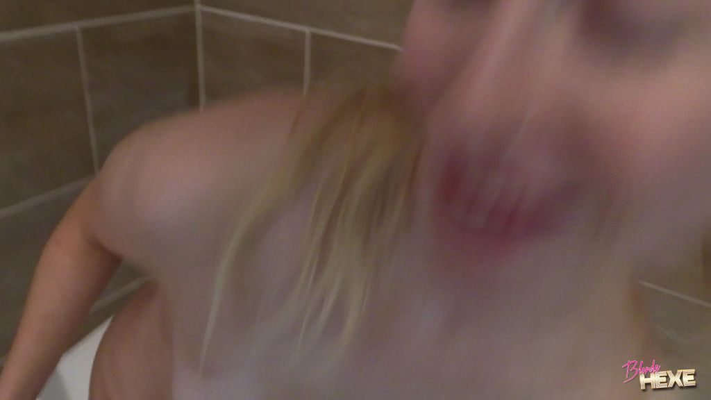 sexy foto nr. 9 von Klempner spritzt auf meine Pissfotze