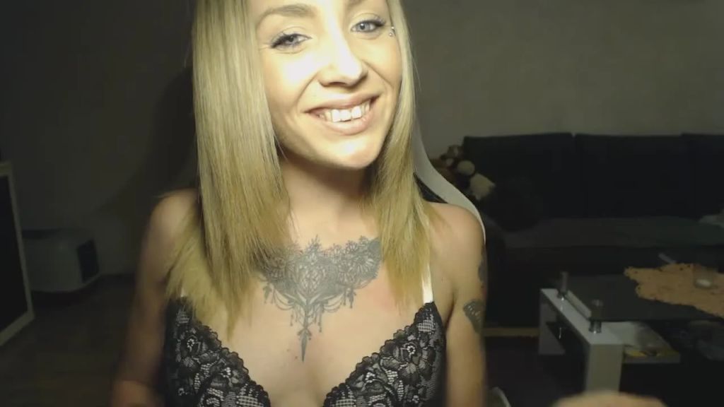 Ein neuer kurzer Hotclip - Einblick