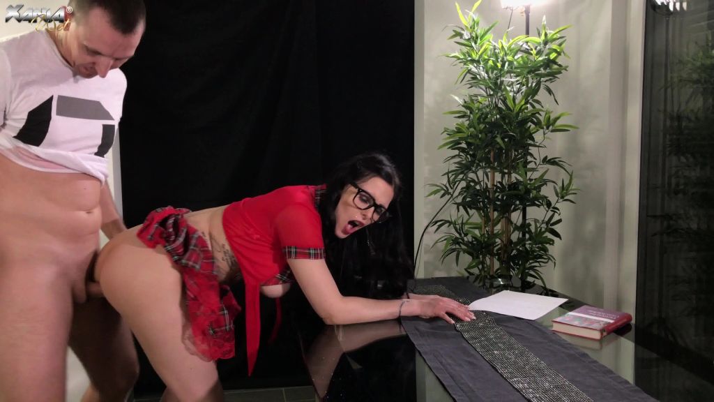 sexy foto nr. 8 von Nachhilfe - Frau Wet klärt auf