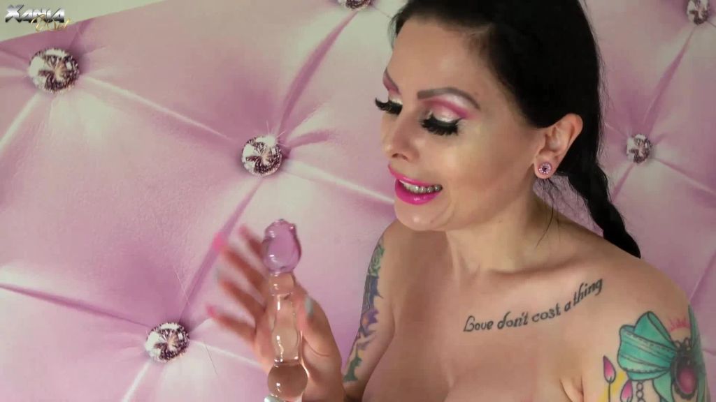 Rosen für die Pussy? Her mit den neuen Glasdildo!