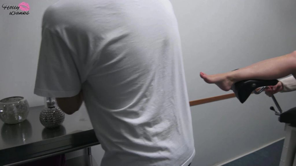 sexy foto nr. 3 von Der perverse Frauenarzt