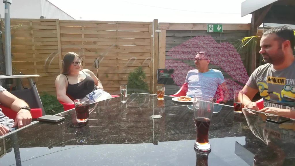 Blowjob im Biergarten
