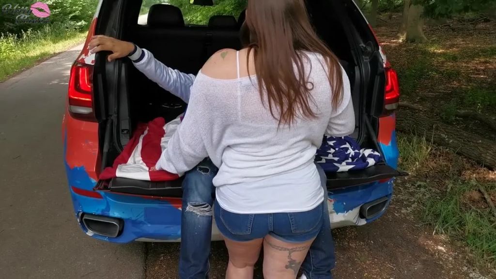 sexy foto nr. 7 von DREHABBRUCH! Beim Fick im Auto erwischt.