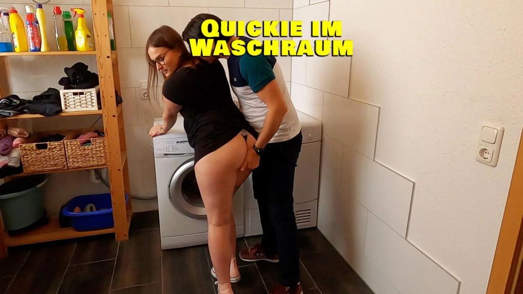Quickie auf der Waschmaschine