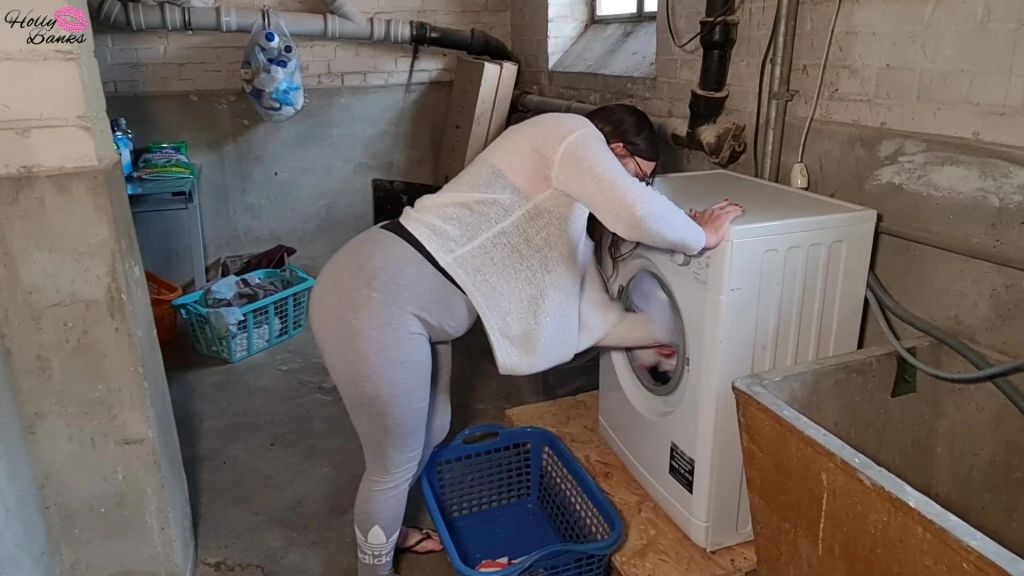 sexy foto nr. 3 von Uuups… Beim Waschen Leggings vollgepisst