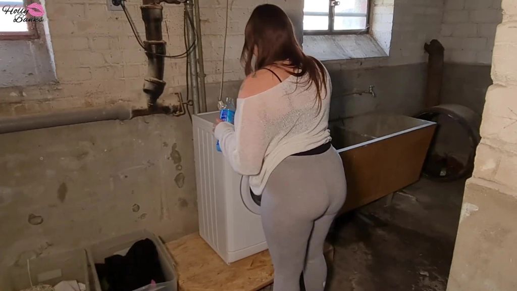 sexy foto nr. 5 von Uuups… Beim Waschen Leggings vollgepisst