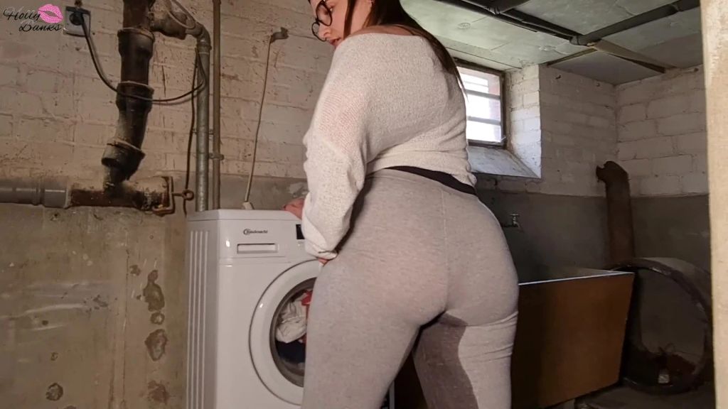 sexy foto nr. 10 von Uuups… Beim Waschen Leggings vollgepisst
