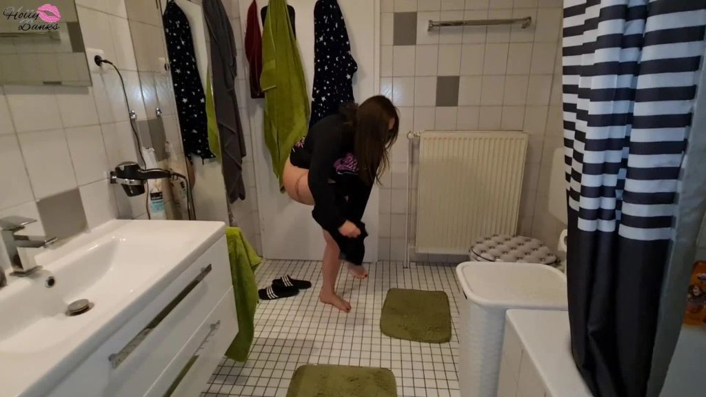 sexy foto nr. 6 von Nachbarn auf Teppich gepisst
