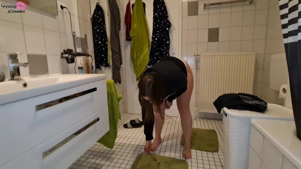 sexy foto nr. 10 von Nachbarn auf Teppich gepisst