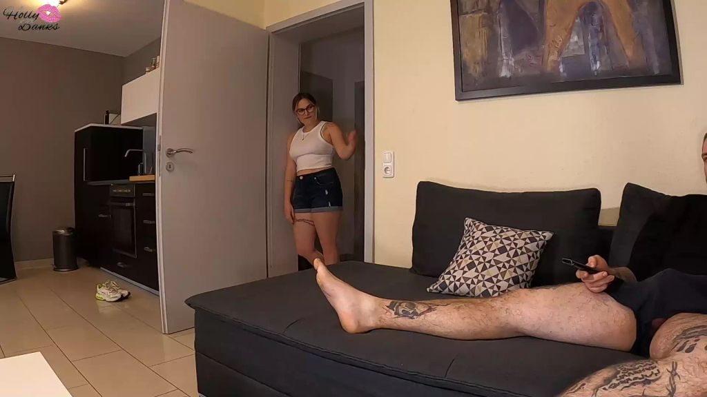 sexy foto nr. 1 von Stiefbruder beim wichsen erwischt. Lass mich das doch machen