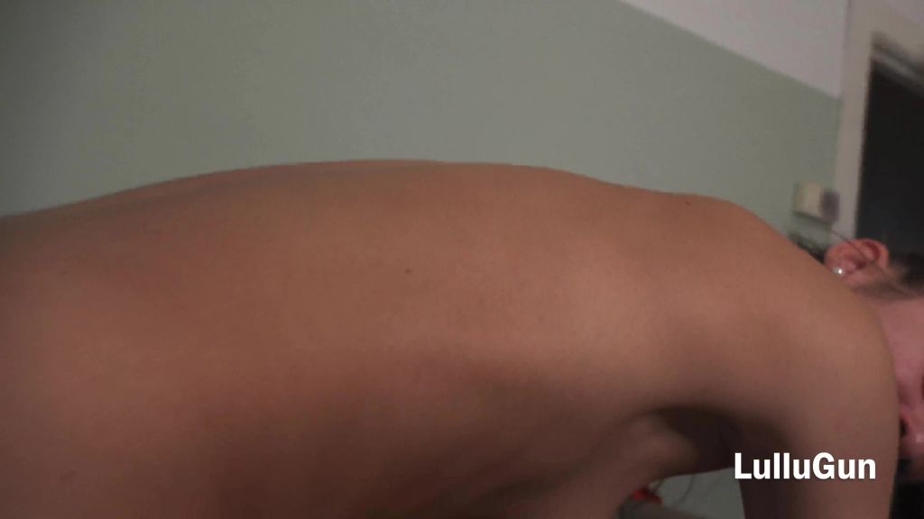 sexy foto nr. 8 von Fick Überraschung! Sperma Ladung mitten ins Gesicht