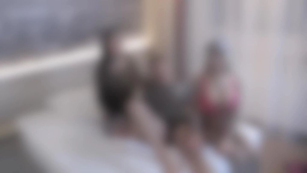 sexy foto nr. 1 von Perversen Schweizer abgeschleppt!! DOPPELSCHUSS!!!