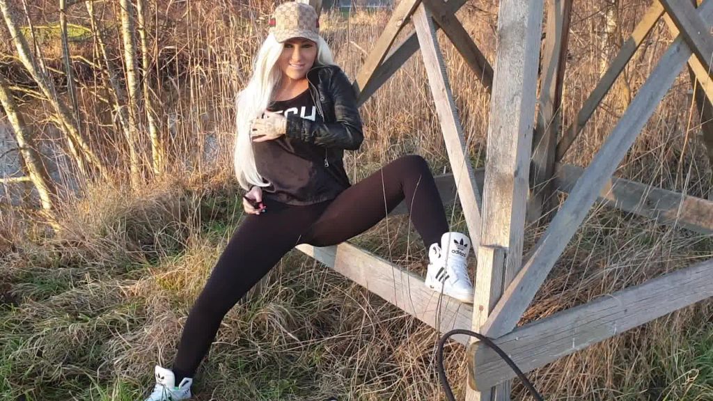 sexy foto nr. 3 von Sexsucht! Ich suche DICH!