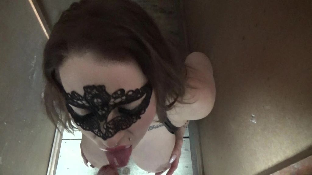 sexy foto nr. 8 von POV Suck 'N Swallow