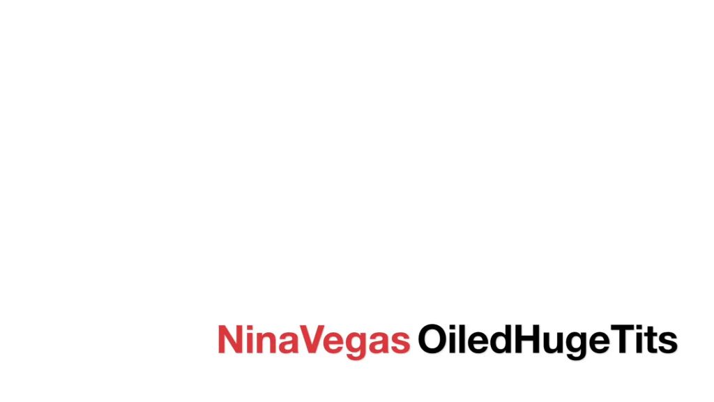 sexy foto nr. 1 von Oiled Huge Tits
