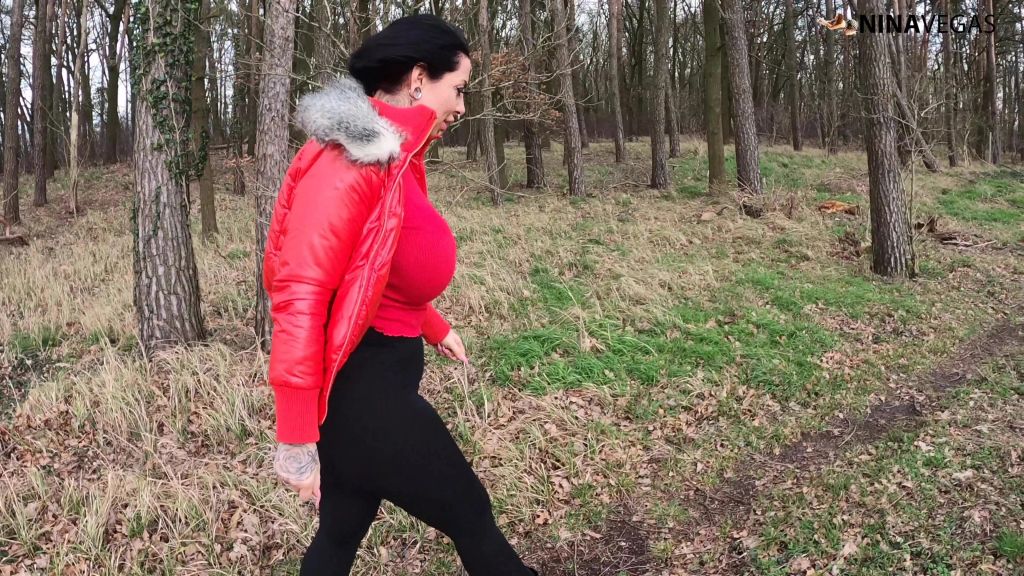 sexy foto nr. 1 von NinaVegas - Piss-Sau