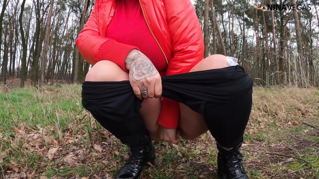 sexy foto nr. 5 von NinaVegas - Piss-Sau