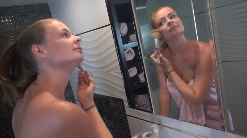sexy foto nr. 1 von HILFE - Stiefpapi ist PERVERS-KRANK!!!