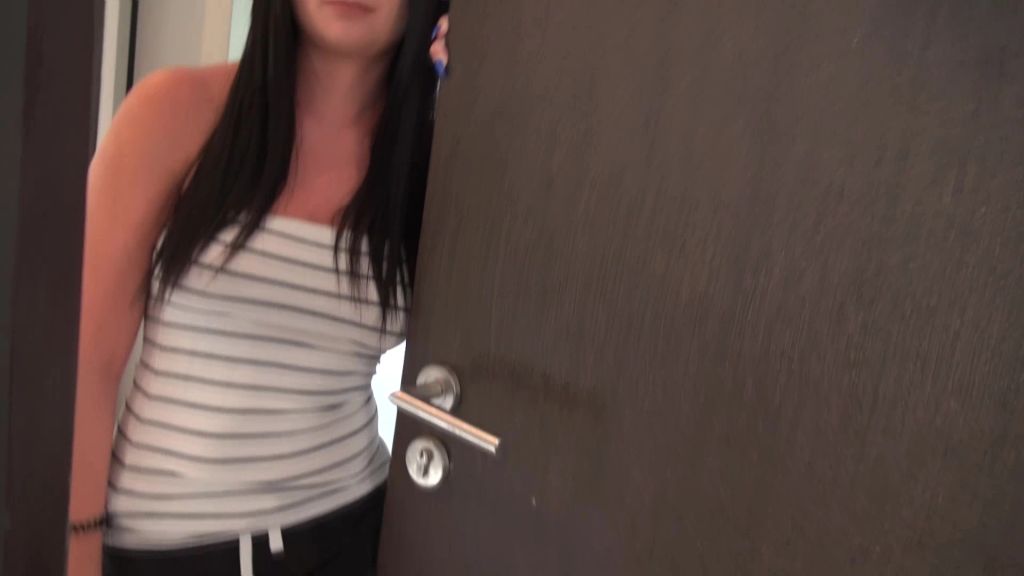 sexy foto nr. 2 von SO KRANK! Stalker benutzt mich ANAL!