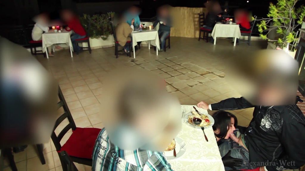 sexy foto nr. 3 von MITTEN IM RESTAURANT FICKEN! GEHT DAS ÜBERHAUPT? MAL WETTEN