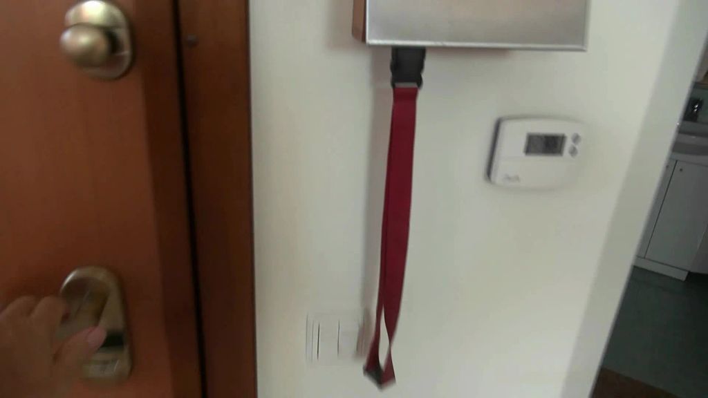 Dreckige Schlampe bringt dich 3-Mal zum Spritzen