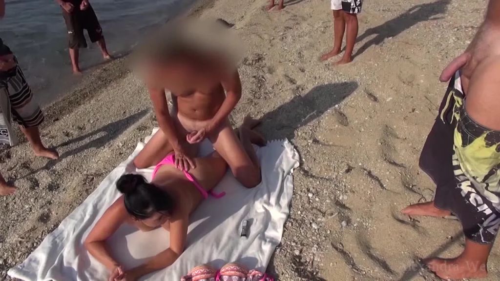 sexy foto nr. 2 von Public! Massenfick-Treff am Banana-Beach mit Abspritzgaranti