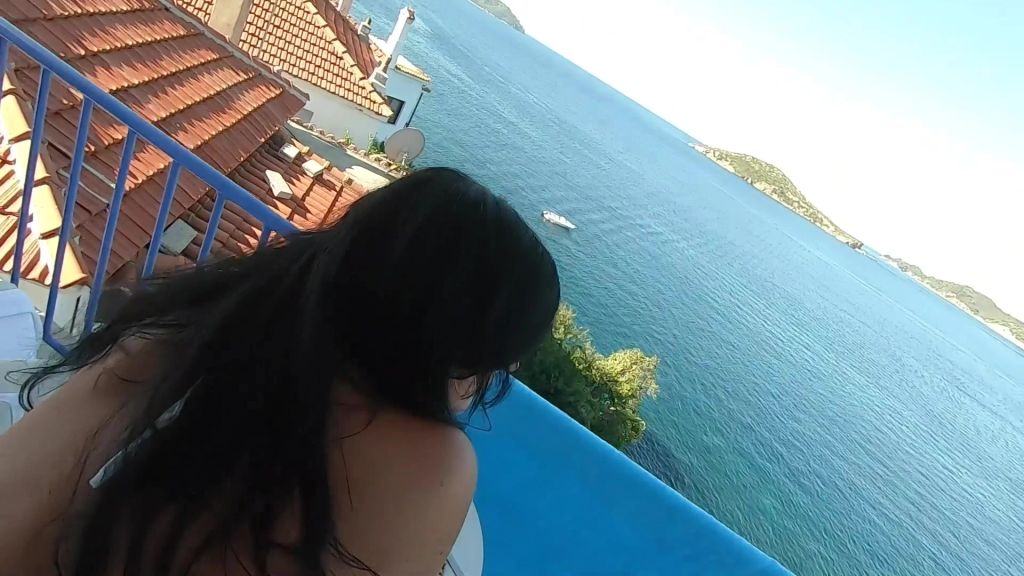 sexy foto nr. 7 von PUBLIK EXTREM! ARSCHGEFICKT AUF DER RESTAURANT TERRASSE