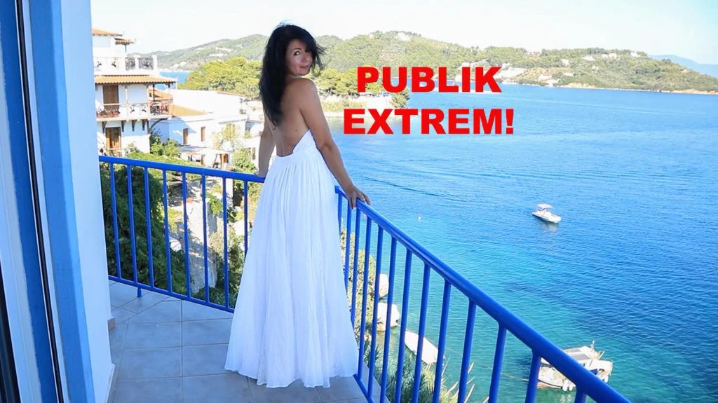 PUBLIK EXTREM! ARSCHGEFICKT AUF DER RESTAURANT TERRASSE