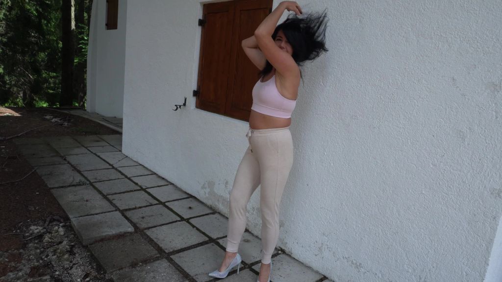 sexy foto nr. 3 von Ich piss mir in die Cameltoe Leggings