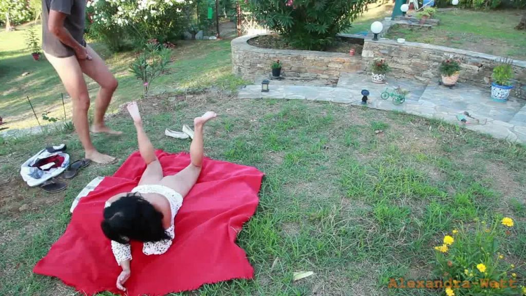 sexy foto nr. 3 von Frei Fick im botanischen Garten! Publik extrem!