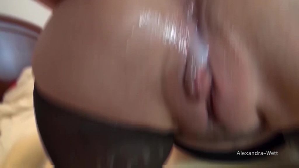 sexy foto nr. 6 von ERWISCHT! PERVERSER STIEFBRUDER LECKT UND FICKT MICH NACH SP