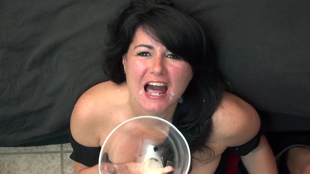 sexy foto nr. 4 von DER SPERMA INFERNO! DIE ULTIMATIVE ABWICHSPARTY MIT MEGA SPE