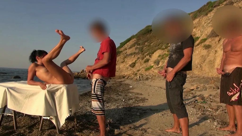 sexy foto nr. 4 von PUBLIK! ICH LIEBE ES VON FREMDSCHWÄNZEN ÖFFENTLICH ZERFICKT