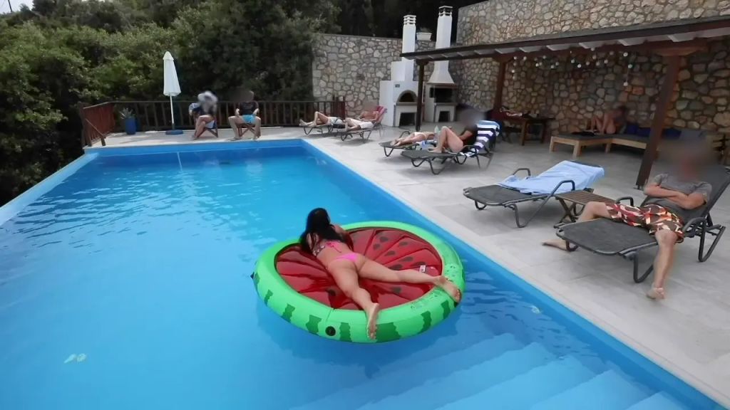 sexy foto nr. 6 von PUBLIK! Seine Frau bringt es nicht, so fickt er mich direkt