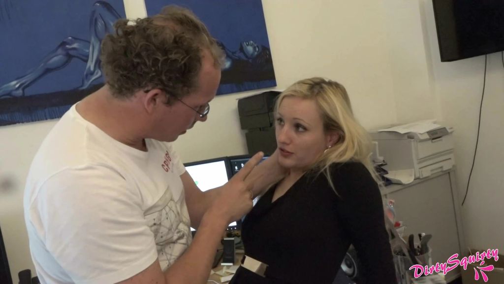 sexy foto nr. 2 von Anal Ficktat beim Chef mit ATM