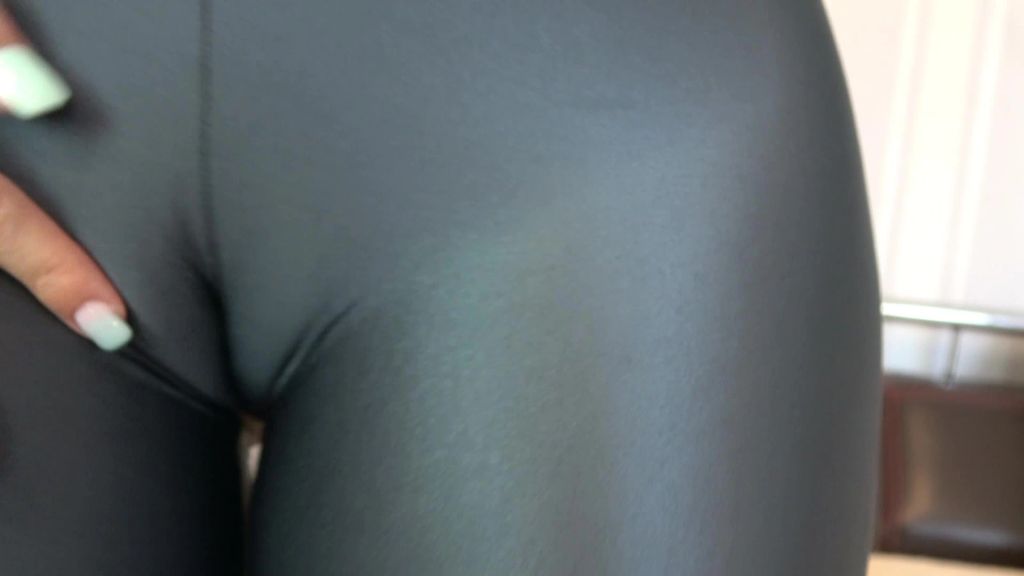 sexy foto nr. 5 von Cameltoe-Fotzen-Talk!!